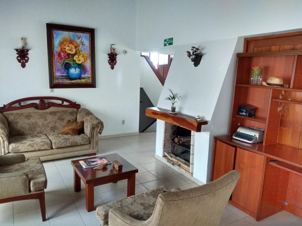 Hospedaje Casa Marsella Villa de Leyva Luaran gambar